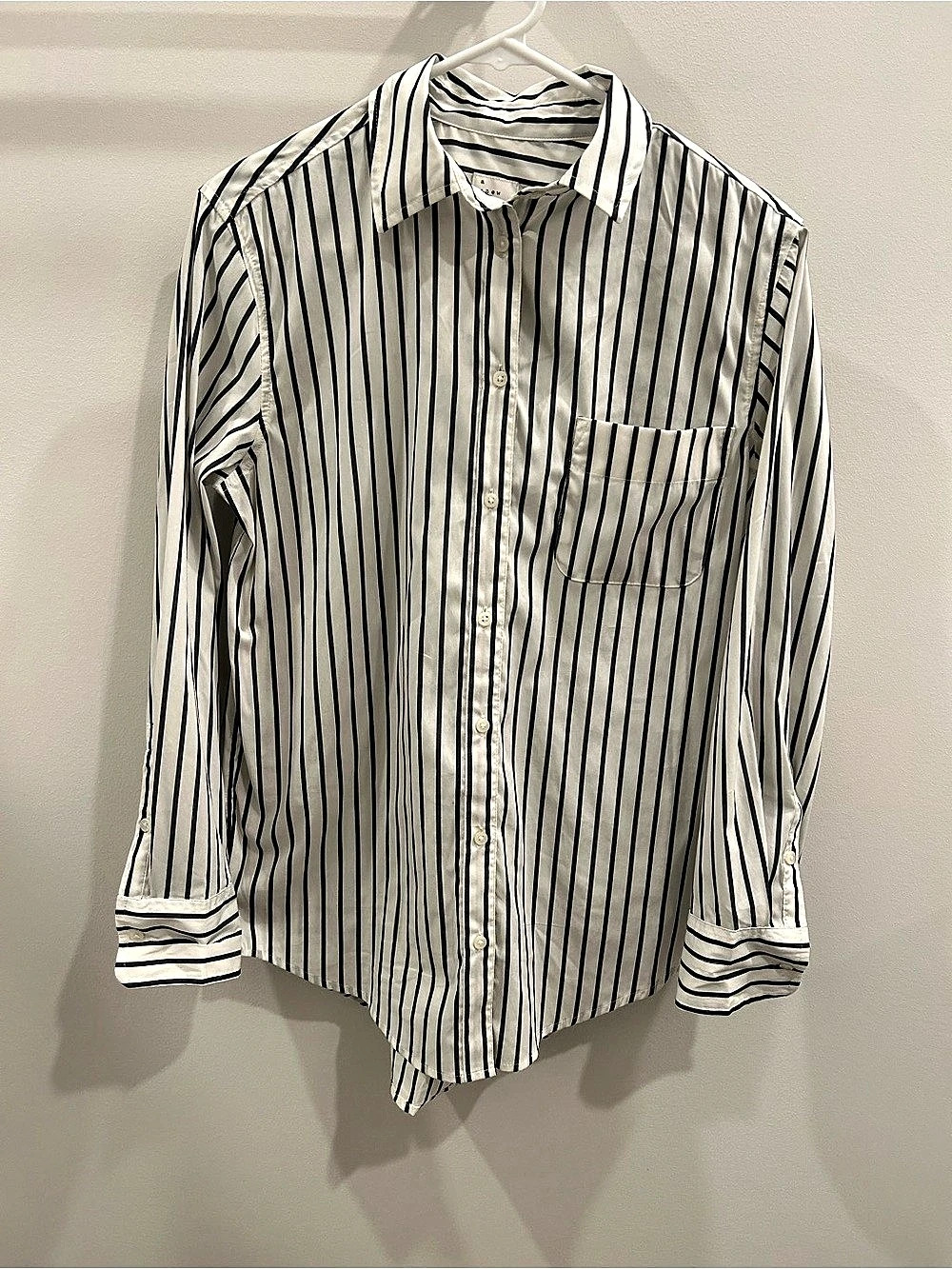 a new day Women's Long Sleeve Striped Button-Up Shirt White & Black XS
